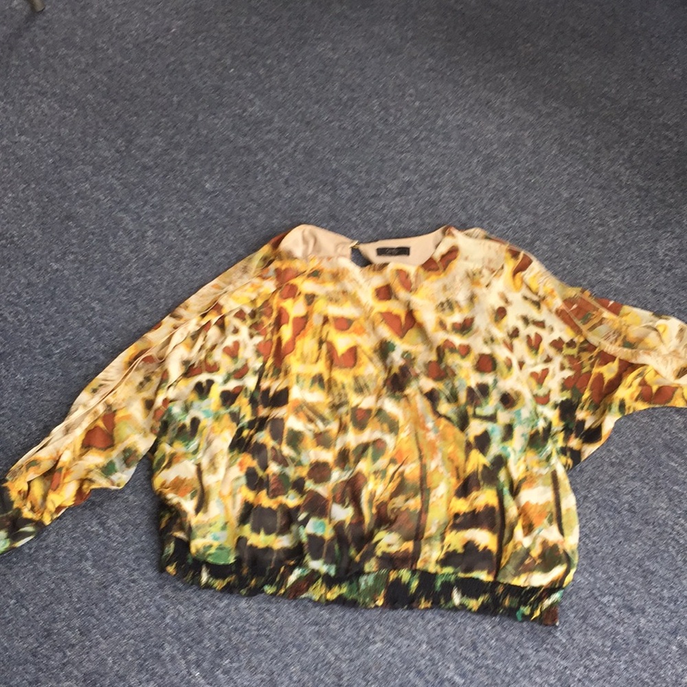 Beautiful multicolored Jessica Simpson top
